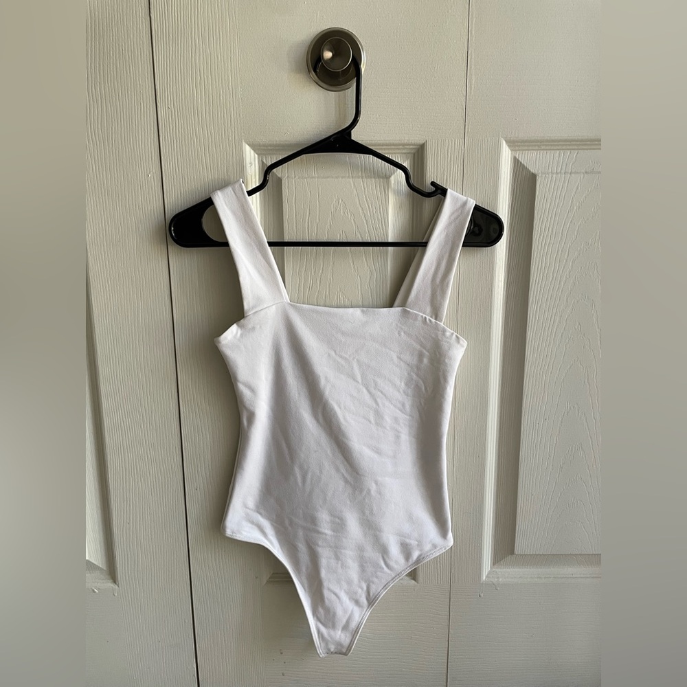 Abercrombie white body suit. Size XS